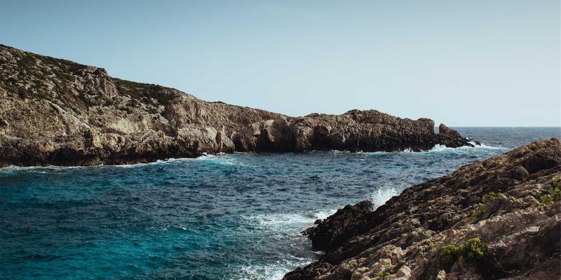 印刷后道工艺全解析：烫金、击凸、模切等如何为画册印刷提升产品附加值 | 赣汇印刷