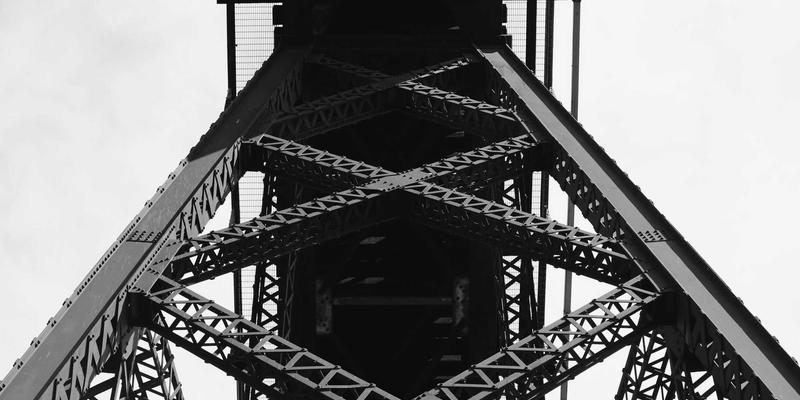 印刷质量控制标准全解析：从ISO认证到现场色差仪监控，如何确保包装盒定制与画册印刷的卓越品质