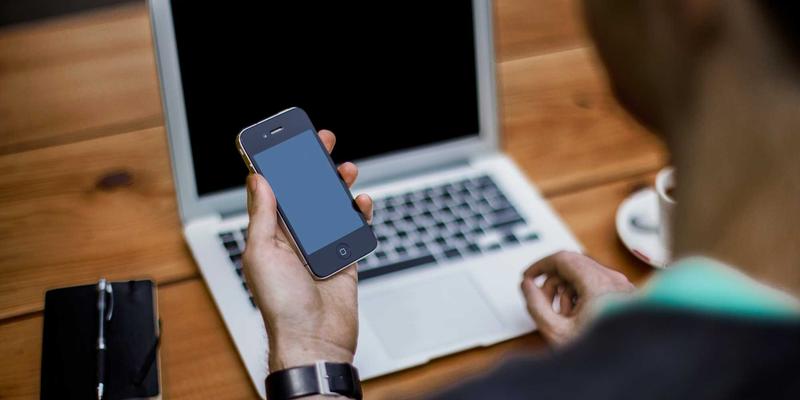 智能印刷工厂革命：物联网(IoT)如何重塑包装盒定制与商务印刷